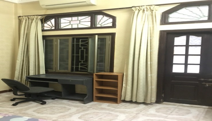 Cho thuê nhà nguyên căn ngõ Thịnh Quang, Tây Sơn, đống đa - ngay ngã tư sở, 10 triệu, 4 ngủ
